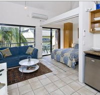 Julians Apartments - Accommodation Noosa