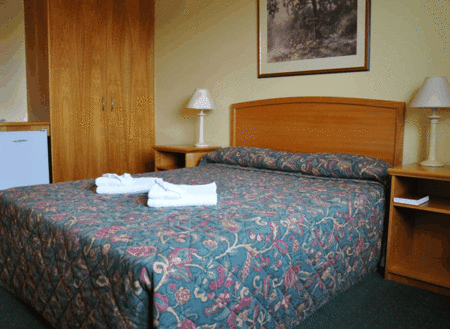 Meadowbrook Hotel - Accommodation Noosa