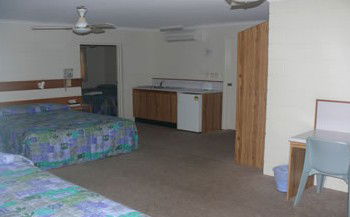 Sandcastle Motel - Accommodation Noosa 0