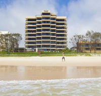 Pelican Sands Beach Resort - Accommodation Noosa