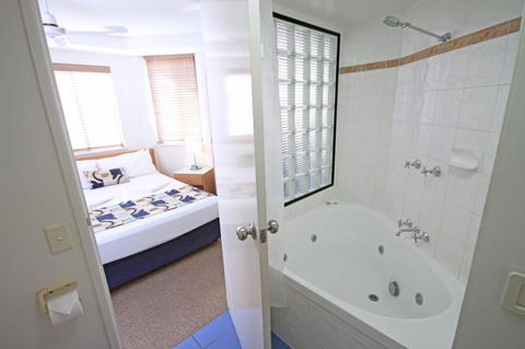 Aegean Apartments Mooloolaba - Accommodation Noosa 5