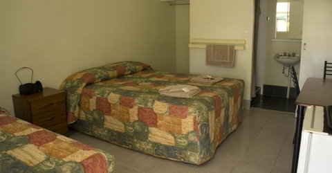 The Beagle Motor Inn - Accommodation Noosa 0
