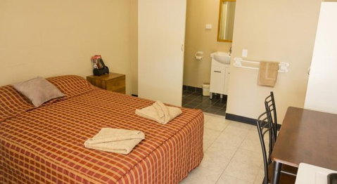 The Beagle Motor Inn - Accommodation Noosa 4
