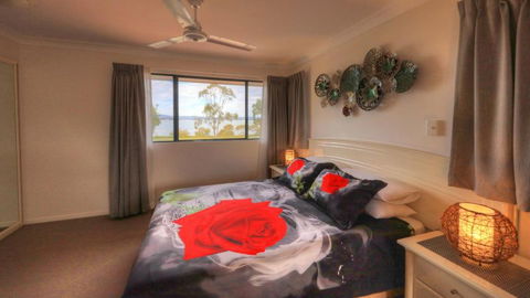 Dolphin Waters Holiday Apartments - Accommodation Noosa 3