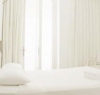 Lotel - Accommodation Noosa