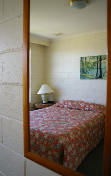 Mulgrave Court Motor Inn - Accommodation Noosa 1