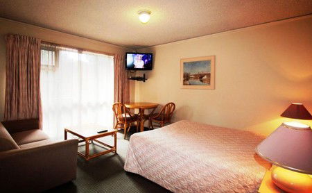 Beaumaris Bay Motel - Accommodation Noosa 0