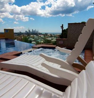 Nobby Beach QLD Accommodation Noosa