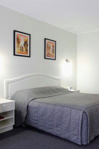 Best Western Cathedral Motor Inn - Accommodation Noosa 1