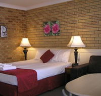 Blue Violet Motor Inn - Accommodation Noosa