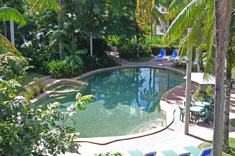 Cairns Beach Resort - Accommodation Noosa 2