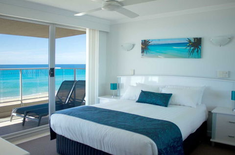 Pacific Surf Absolute Beach Apartments - Accommodation Noosa 3