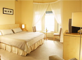 Grand Pacific Hotel - Accommodation Noosa 0