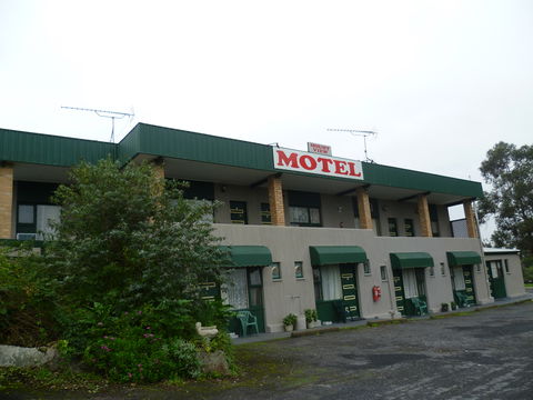 Mount View Motel - Accommodation Noosa 1