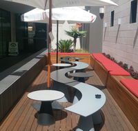 Golden Fleece Hotel - Accommodation Noosa
