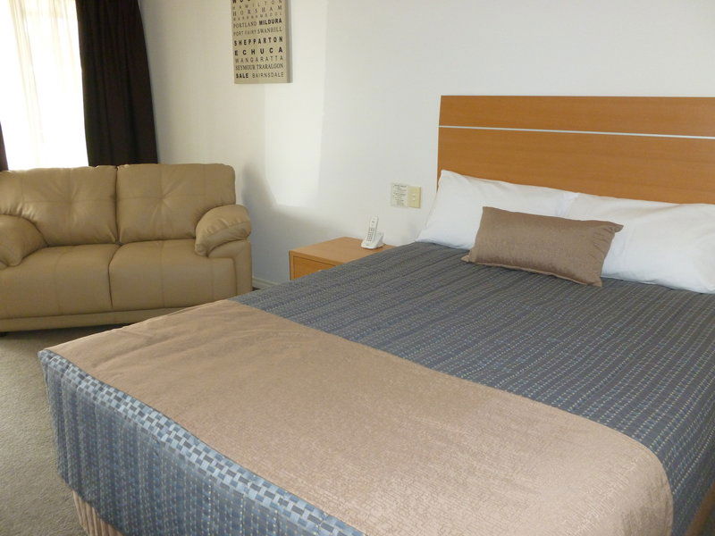 Kennington VIC Accommodation Noosa