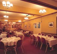 Governor Macquarie Motor Inn - Accommodation Noosa