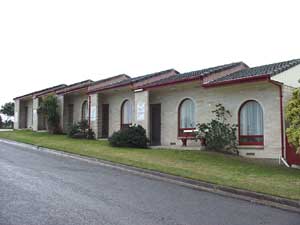 Oyster Court Motel - Accommodation Noosa 0