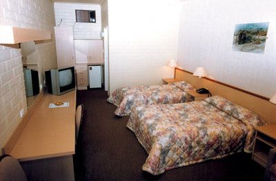 Opal Inn Hotel Motel And Tourist Park - Accommodation Noosa 1