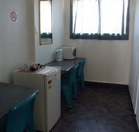 Cool Palms Motel - Accommodation Noosa