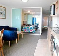 The Entrance Waldorf Apartments - Accommodation Noosa