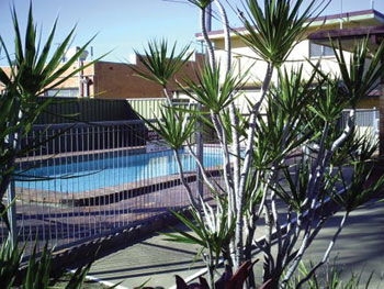 Motel Monaco - Accommodation Noosa 1