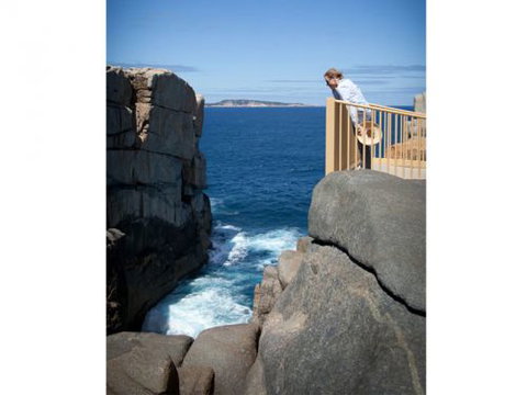 Hanover Bay Studio Apartments - Accommodation Noosa 5