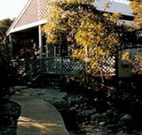 Dolphin Chalet - Accommodation Noosa