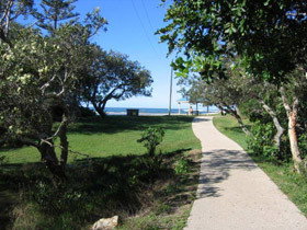 Raintrees On Moffat Beach - Accommodation Noosa 0