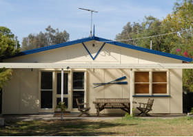 Blue Oars - Accommodation Noosa 0