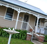 The Little Bird House - Accommodation Noosa