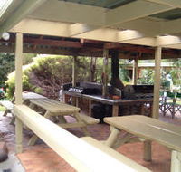 Melaleuca Grove Holiday Units amp Motor Inn - Accommodation Noosa