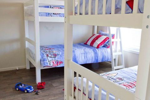 Coral Sands Luxury Beach House - Accommodation Noosa 5