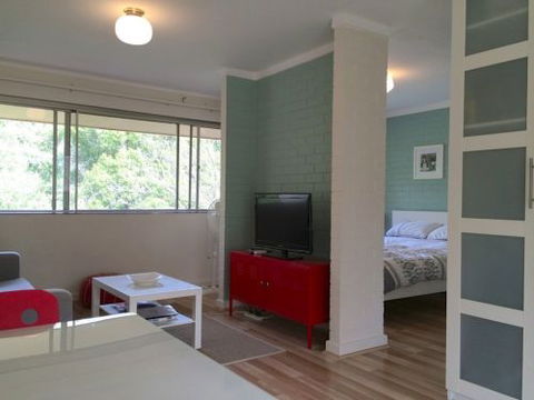 Staywest Apartments - Accommodation Noosa 7