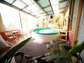 Down To Erth B&b - Accommodation Noosa 0
