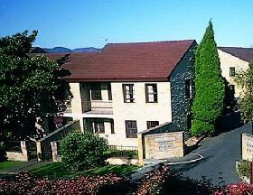 Battery Point Holiday Apartments - Accommodation Noosa 0