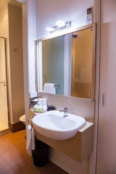 Quality Hotel Batman's Hill On Collins - Accommodation Noosa 33