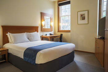 Holiday Inn Old Sydney The Rocks - Accommodation Noosa 4
