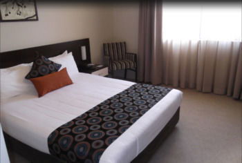 175 (formerly Wesley Lodge) - Accommodation Noosa 14