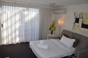 Napoleon On Kent - Accommodation Noosa 6