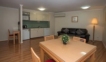 Napoleon On Kent - Accommodation Noosa 7