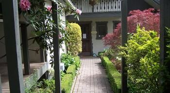 Annie Roe's Luxury Bed & Breakfast - Accommodation Noosa 25
