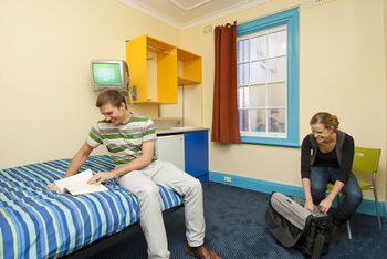 Jolly Swagman Backpackers - Accommodation Noosa 14