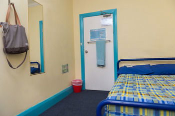 Jolly Swagman Backpackers - Accommodation Noosa 30