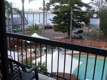 El Lago Waters Motel - Accommodation Noosa 0