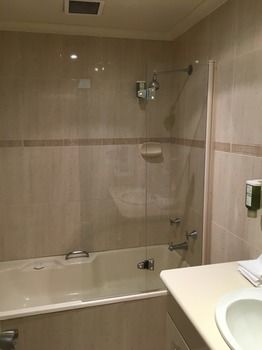 El Lago Waters Motel - Accommodation Noosa 17