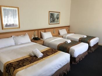El Lago Waters Motel - Accommodation Noosa 22