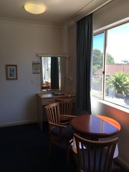 El Lago Waters Motel - Accommodation Noosa 27