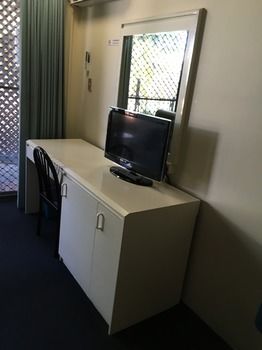 El Lago Waters Motel - Accommodation Noosa 35