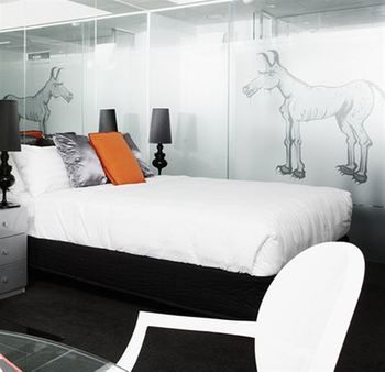 Art Series - The Cullen - Accommodation Noosa 29